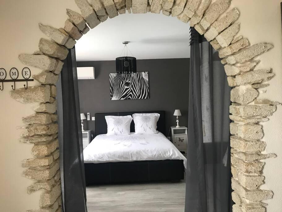Gite La Licorne Villa Entrechaux Ngoại thất bức ảnh