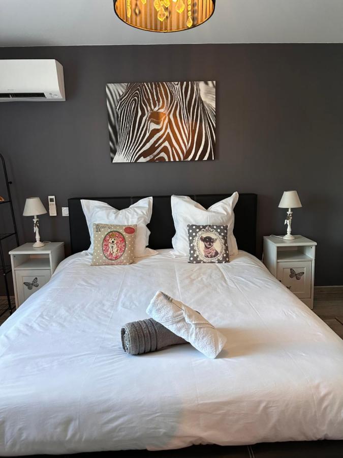 Gite La Licorne Villa Entrechaux Ngoại thất bức ảnh
